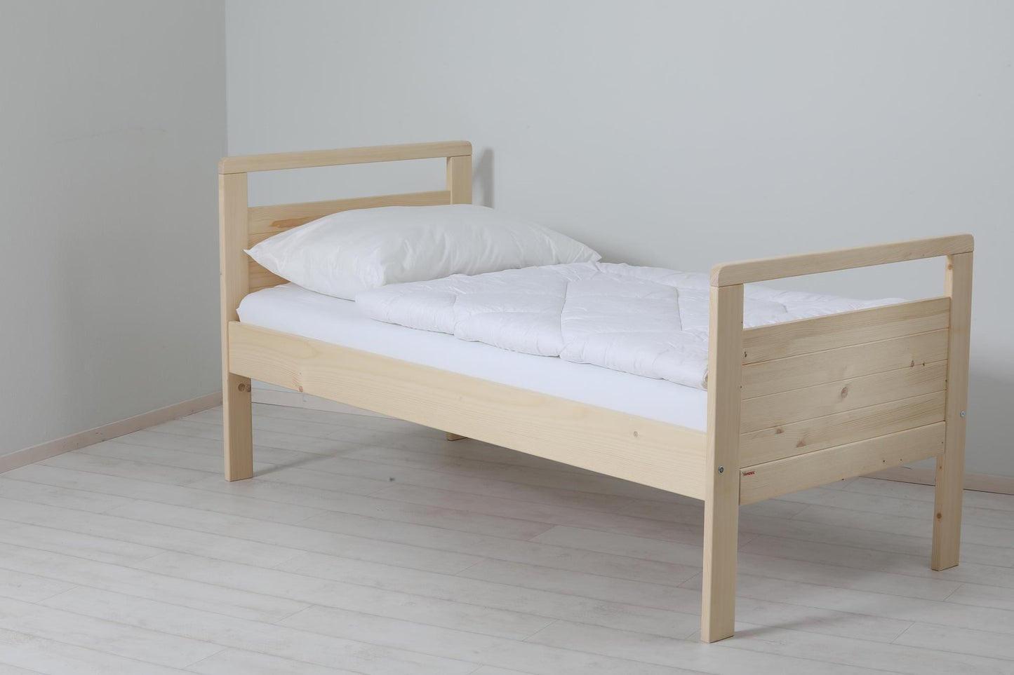 THEO BUK PEČOVATELSKÉ LŮŽKO