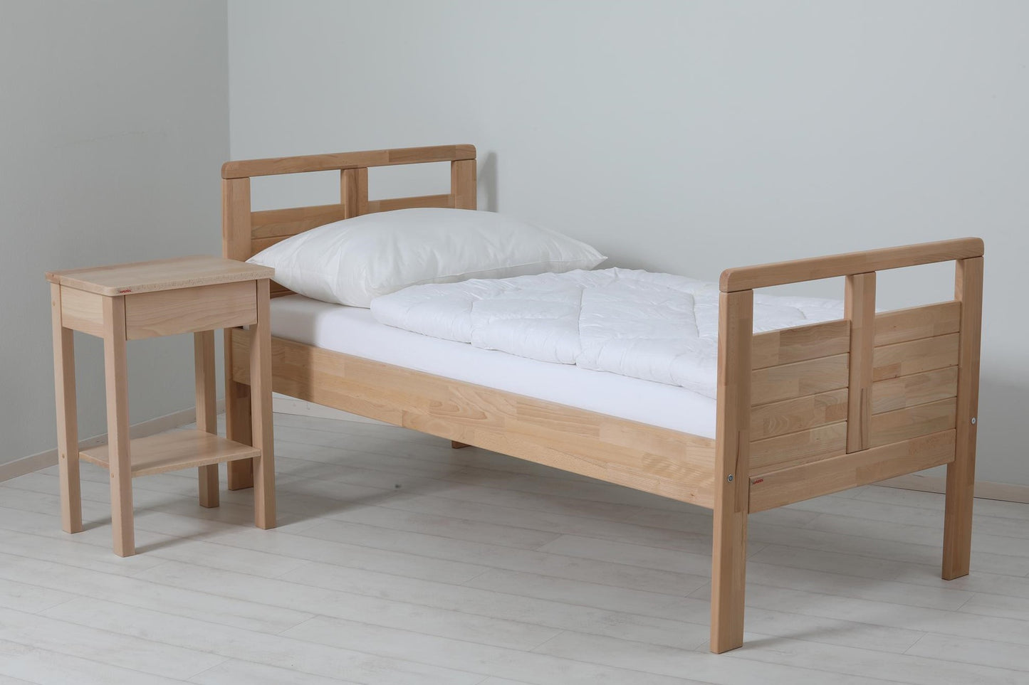 THEO PEČOVATELSKÉ LŮŽKO