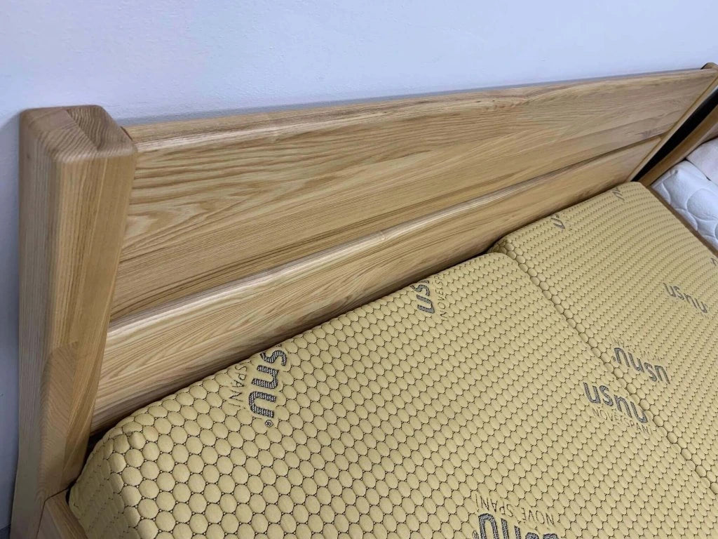 MINEROS LUX plné čelo - Buk jádrový průběžný