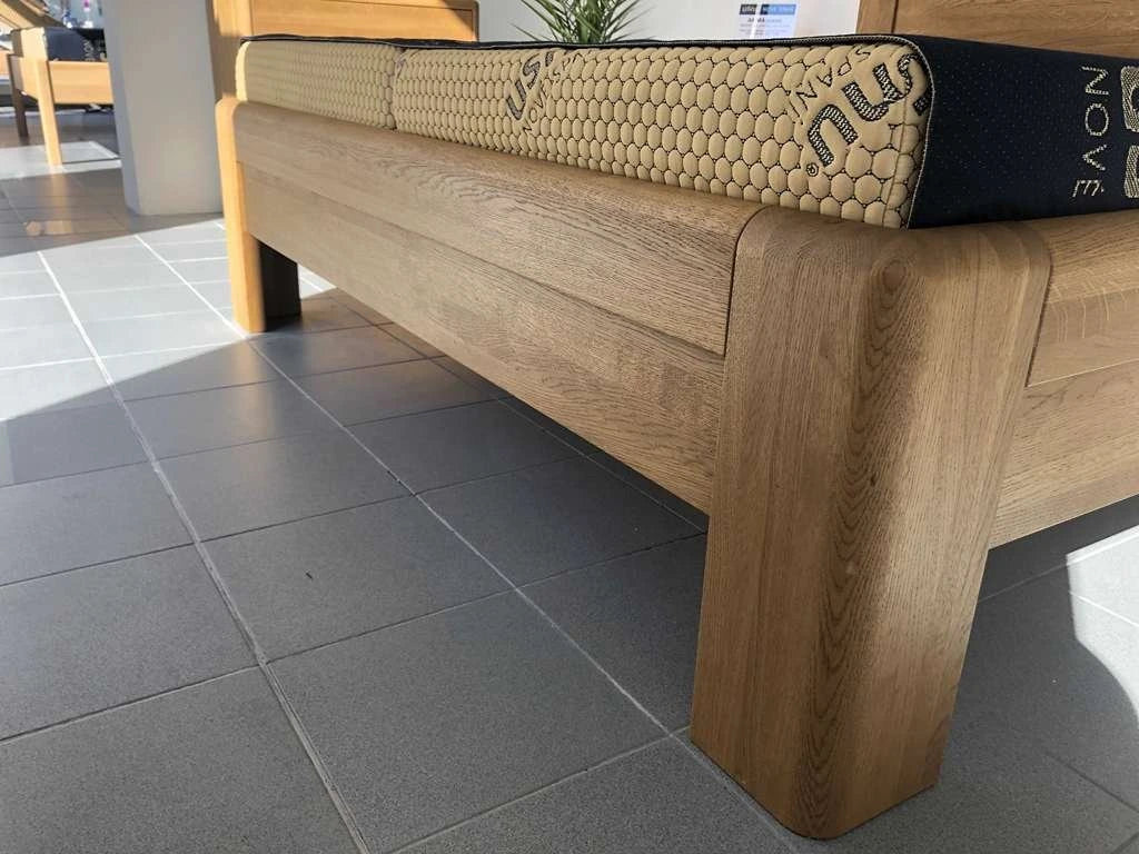 AKIMA plné čelo - Buk jádrový průběžný