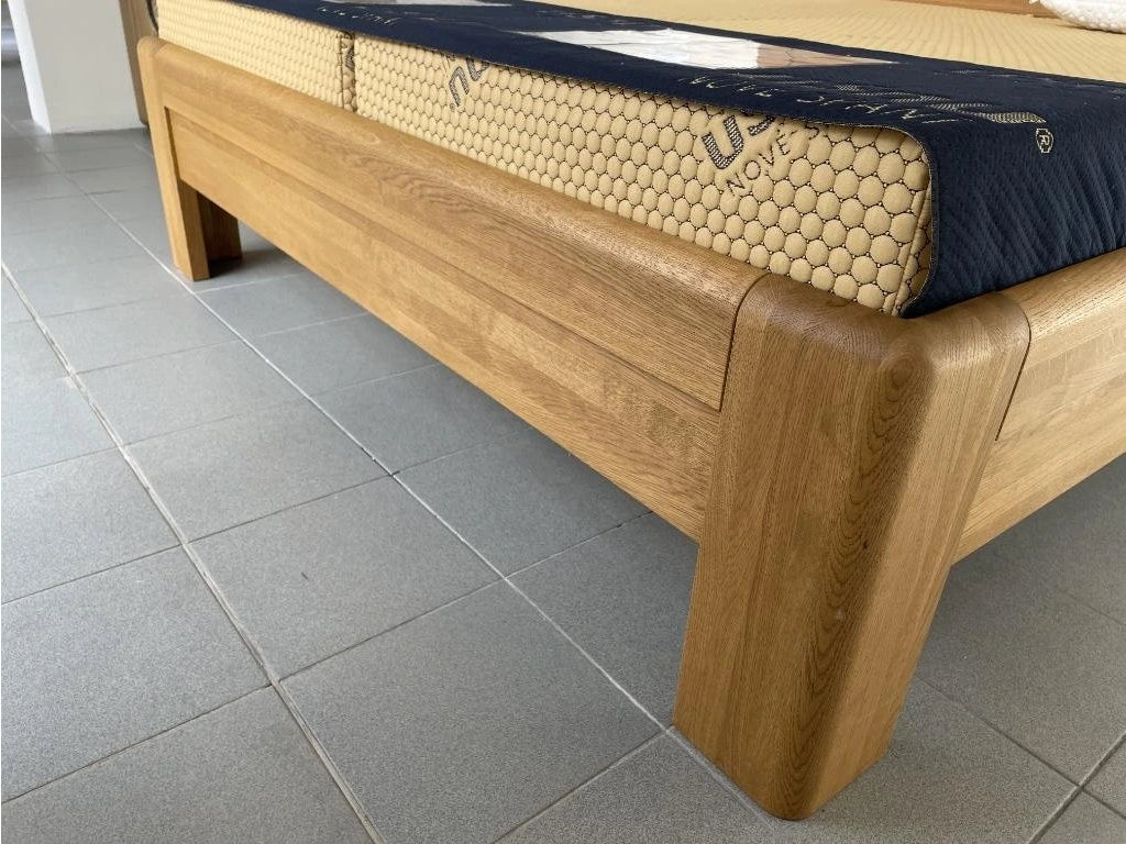 AKIMA čelo příčky - Buk průběžný čistý