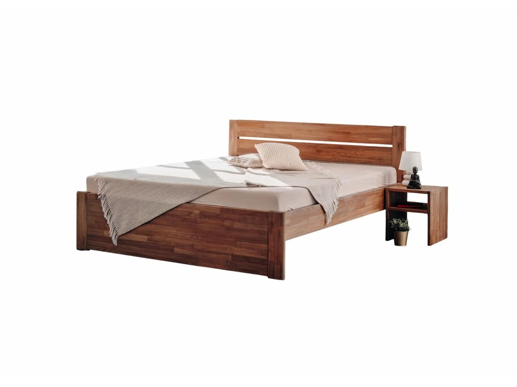 AMPARA s plným čelem u nohou