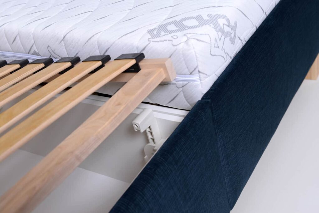 CELINE s úložným prostorem