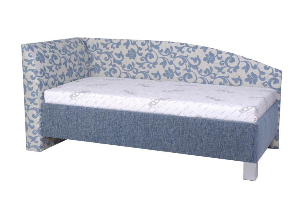 FATIMA s čelem u hlavy