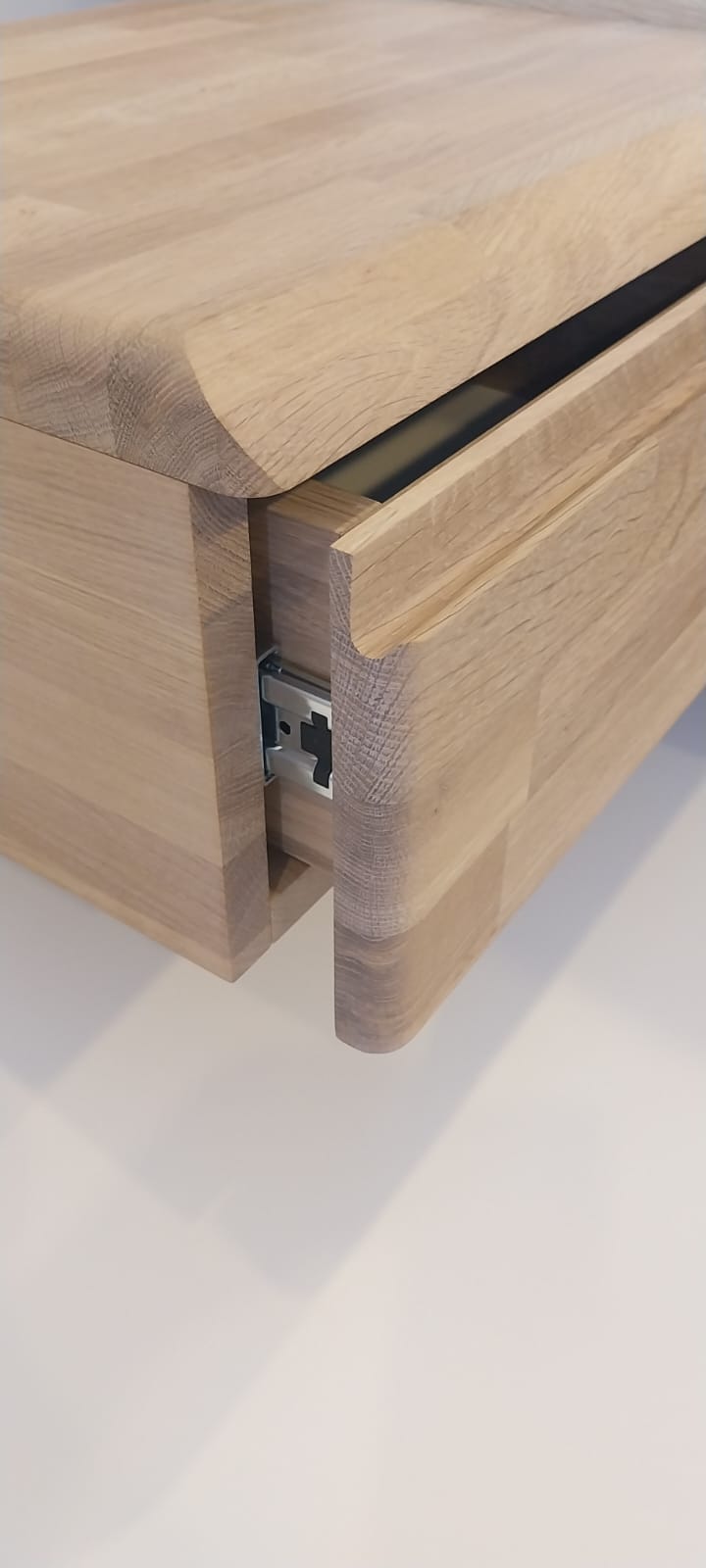 Noční stolek APOLLO