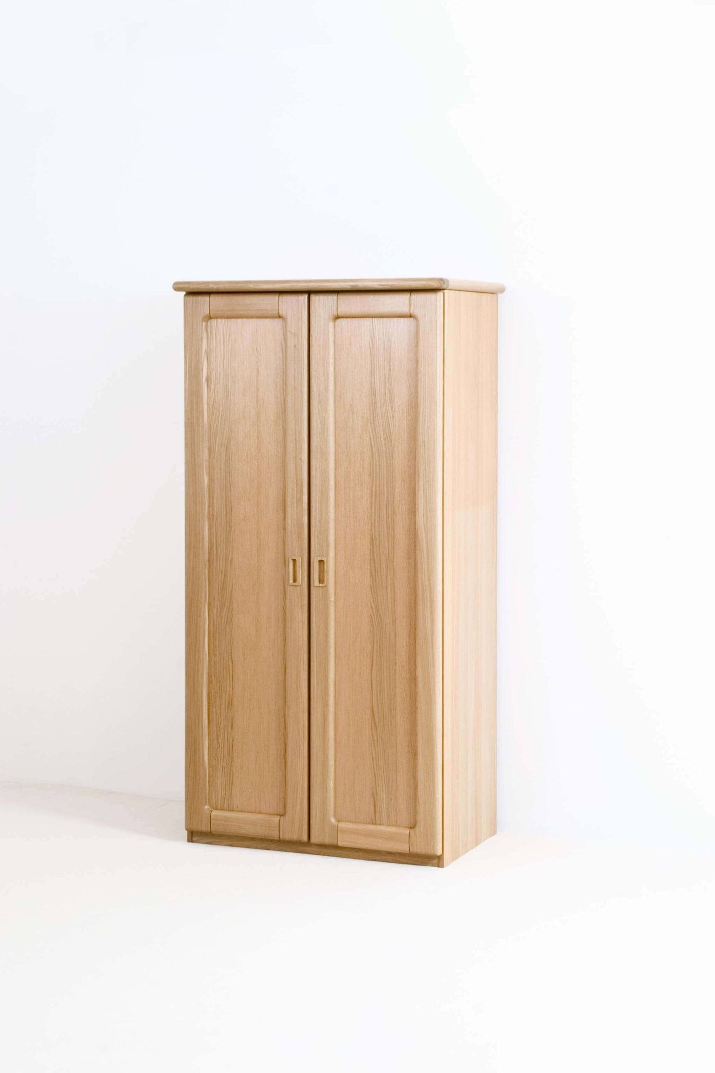 Skříň REBEKA 2 dvéřová