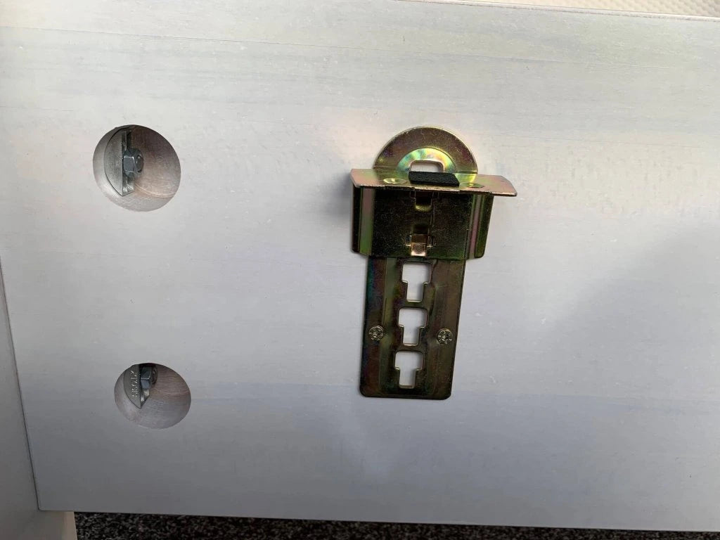 SALEMA II. s úložným prostorem