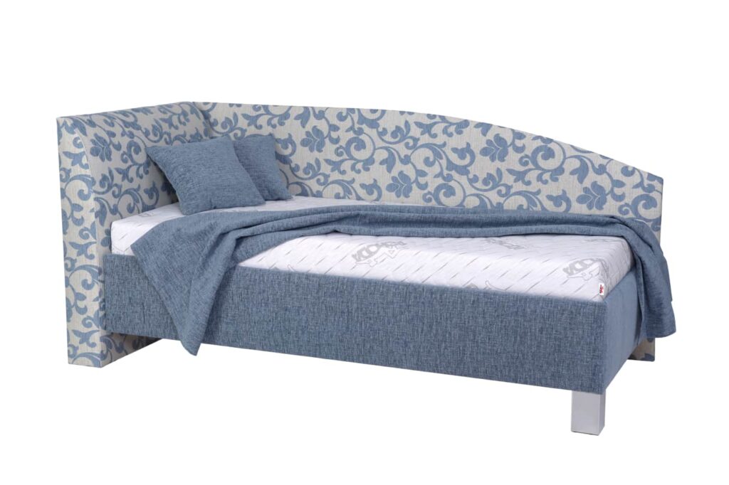 FATIMA s čelem u hlavy