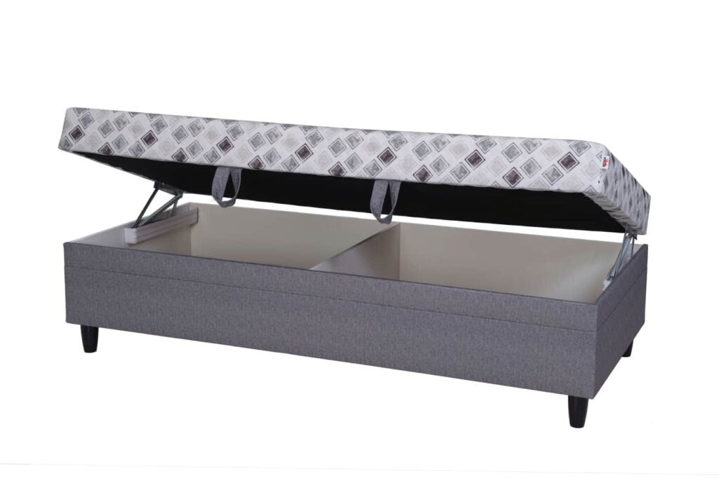 NEO s dlouhým bočním čelem a úložným prostorem