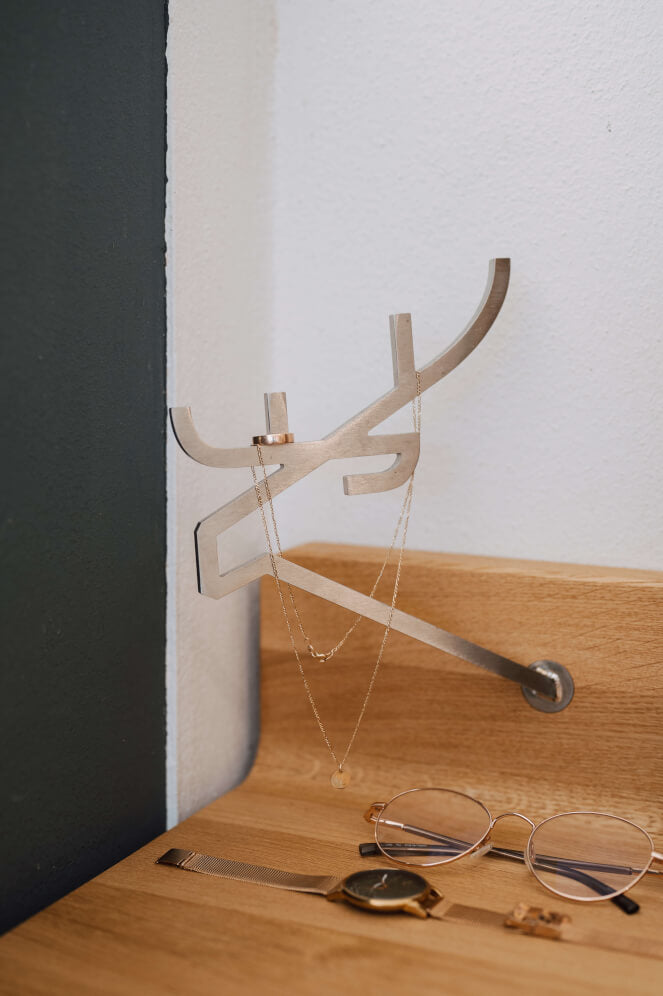 Toaletní stolek AMANTA závěsný