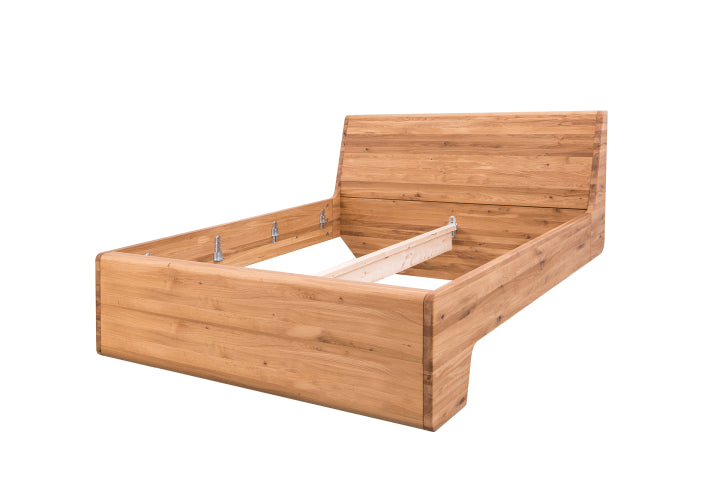 KUPÉ s plným čelem u nohou