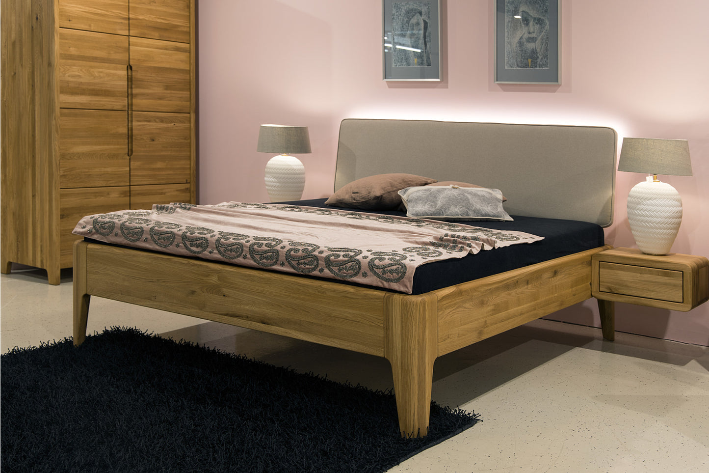 FANTAZIE čelo čalouněné nízké