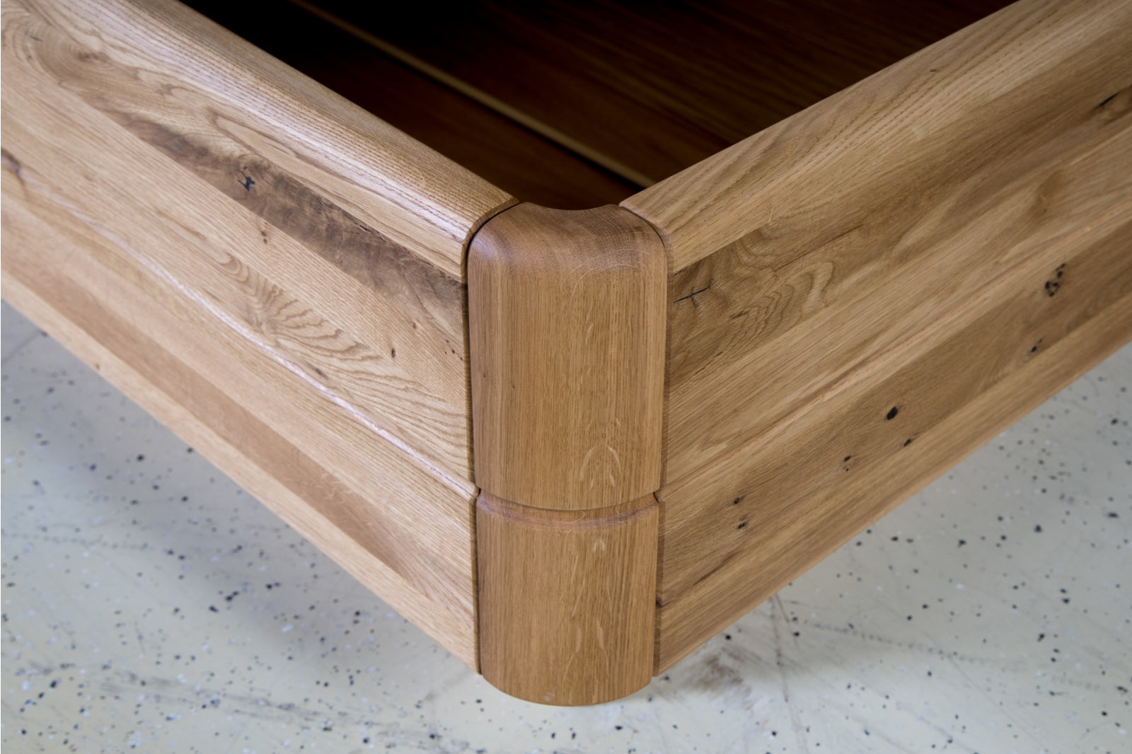 FANTAZIE GRANDE nastavitelné čelo oblé s úložným prostorem